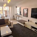 Centre, 3p/terrasse , 300 M Plages. Lejlighed Cannes
